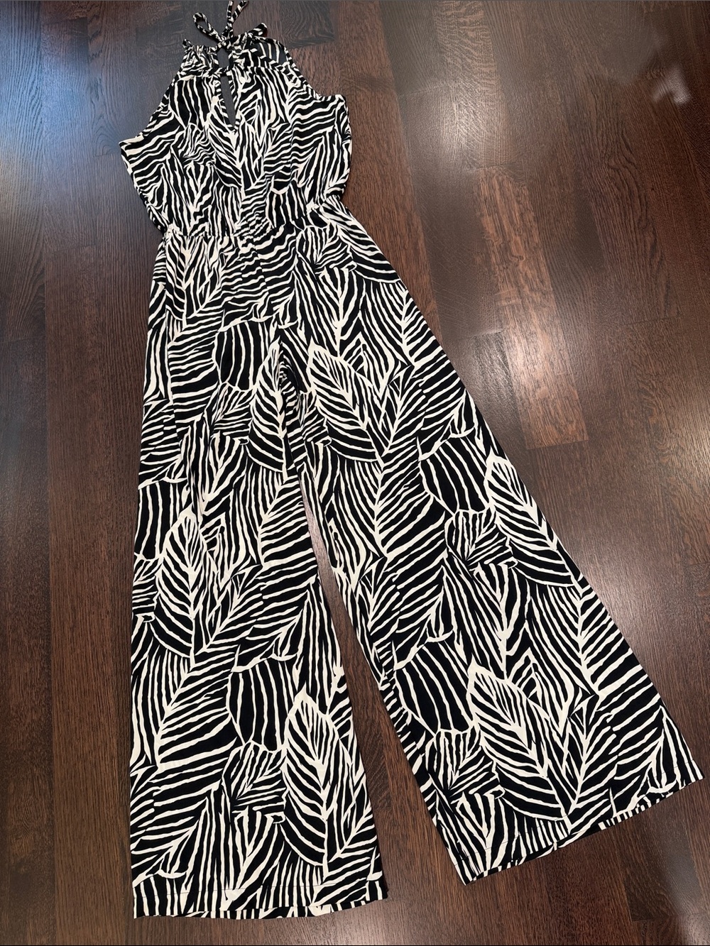 Arden B Black and White Leaf-Print Halter Jumpsuit